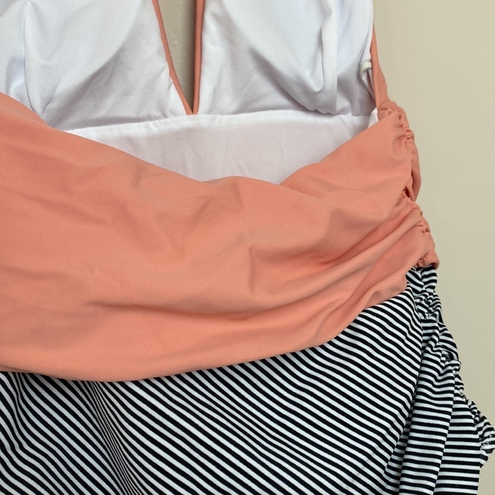 Cupshe Keeping You Accompanied Stripe One-Piece Halter Swimsuit Size M Coral - Picture 9 of 11